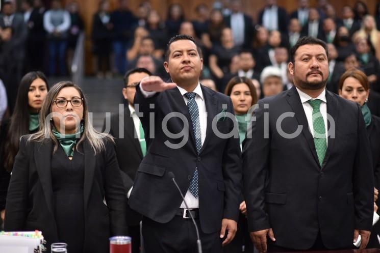 Los esfuerzos de la Secretaría de Medio Ambiente (Sedema) están dirigidos a la búsqueda de soluciones, a la recuperación de la masa forestal, prevenir y combatir incendios, fomentar el bienestar y la protección a los animales y aumentar los espacios naturales protegidos, entre otras acciones, dio a conocer su titular, Juan Carlos Contreras Bautista, al comparecer ante esta representación popular, como parte de la glosa del Cuarto Informe de Gobierno.