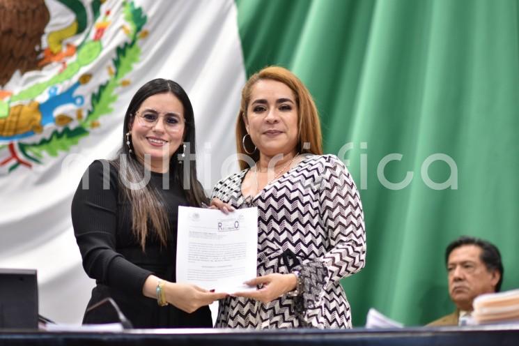 La diputada Citlali Medellín Careaga presentó un Anteproyecto de Punto de Acuerdo por el que se exhorta a los 212 ayuntamientos veracruzanos a realizar acciones para una recaudación eficiente del impuesto predial.