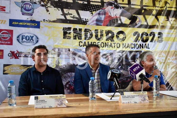 Al anunciar que la etapa clasificatoria del Campeonato Nacional de Motociclismo en la modalidad enduro tendrá lugar los días 21 y 22 de enero en Jalcomulco, Tlaltetela y Apazapan, el titular de la Secretaría de Turismo y Cultura (SECTUR), Iván Martínez Olvera, señaló que el segmento deportivo es el tercer generador de derrama económica en el estado.