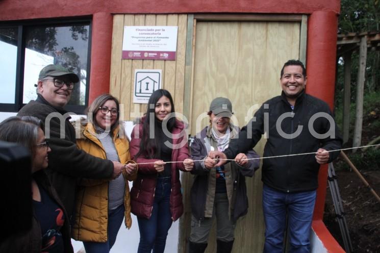  En el marco de la conmemoración del Día de la Educación Ambiental, la Secretaría de Medio Ambiente (SEDEMA) inauguró el Senderito de Bosque de Niebla, un proyecto enfocado en el fortalecimiento, conservación y manejo del área natural protegida (ANP) Cerro de las Culebras, dirigido por Leticia Arriaga Stransky. 