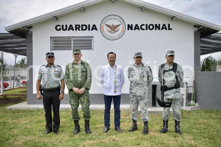 Agradecemos la disposición de la Guardia Nacional y queremos que siga siendo la institución que apoye a Veracruz en materia de seguridad, expresó el gobernador Cuitláhuac García Jiménez durante la inauguración de la Subestación Tamarindo, la primera en el país construida no sólo por el Gobierno sino con apoyo de alcaldes e iniciativa privada.

