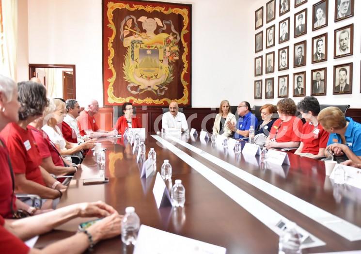 Como parte del Programa de intercambios culturales del Club Fuerza de la Amistad, la ciudad de Xalapa recibió a visitantes provenientes de Brandon, Canadá, quienes dijeron sentirse muy contentos en la capital veracruzana. 