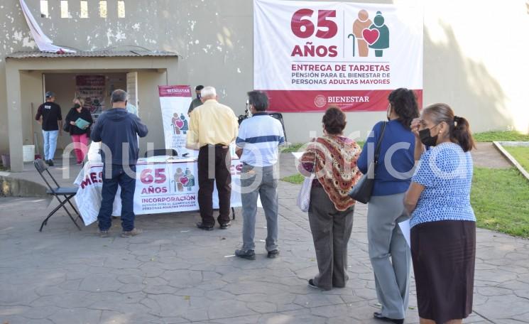 A partir del día 2 y hasta el 26 de marzo se realizará el pago de pensiones a los adultos mayores y personas con discapacidad vía depósito bancario, y a través de Mesas de Atención a los beneficiarios que aún no cuentan con su tarjeta del Banco del Bienestar. 