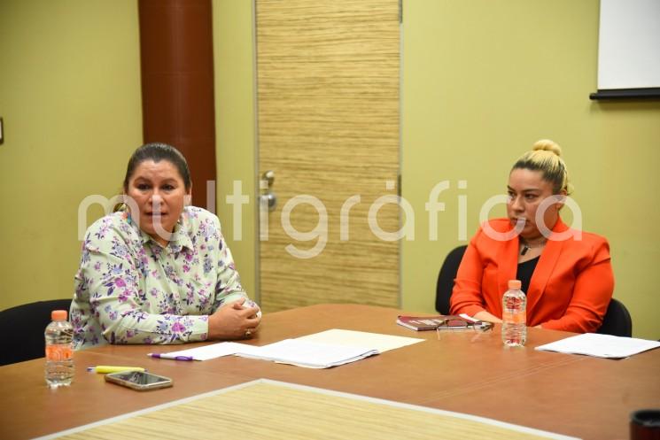 Con la finalidad de fortalecer políticas públicas que den solución a problemáticas en relación con títulos parcelarios y ejidales de la comunidad de Zapaltécatl, perteneciente al municipio de Zongolica, la diputada Lidia Irma Mezhua Campos, se reunió con integrantes de la Procuraduría Agraria, Delegación Veracruz, en las instalaciones del Palacio Legislativo. 