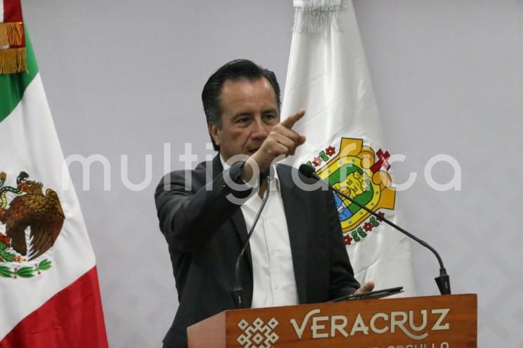 - En conferencia de prensa, el gobernador Cuitláhuac García Jiménez emitió un posicionamiento en nombre del estado de Veracruz contra la propuesta del senador Daniel Crenshaw para autorizar el uso de la fuerza militar estadounidense a fin de combatir, atacar, eliminar y limitar la influencia de los cárteles en México.