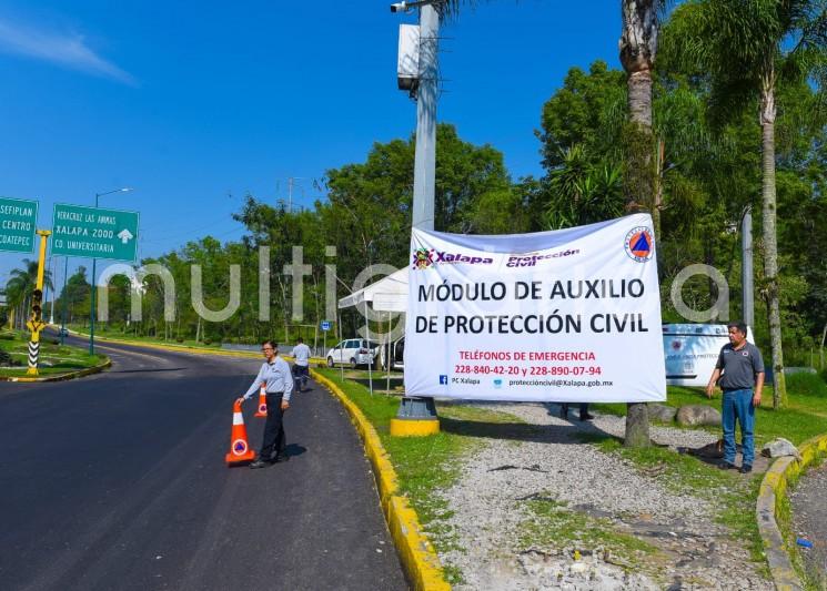  Para brindar las condiciones de seguridad necesarias a las familias que participan en actividades religiosas o acudirán a espacios recreativos, el Ayuntamiento de Xalapa participa en el Operativo Estatal de Protección Civil y Seguridad para el periodo vacacional de Semana Santa, en coordinación con autoridades estatales y federales.

