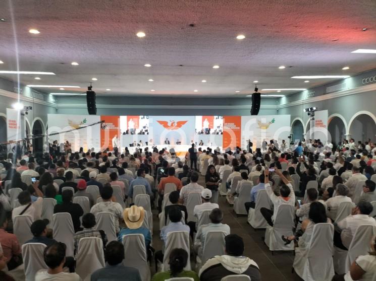 Movimiento Ciudadano realizó este lunes en el Estado de Veracruz el Seminario:Seguridad, Justicia y Paz en donde personas expertas presentaron diversas propuest as para mejorar la seguridad pública y la procuración de justicia en el país con la finalidad de incluirlas en la Agenda Ciudadana de Gobierno que este instituto político impulsará en las elecciones del año 2024.