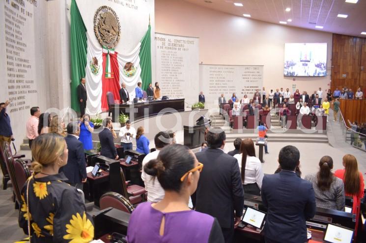 La Mesa Directiva de la LXVI Legislatura turnó a la Comisión Permanente de Protección Civil la iniciativa enviada por el gobernador del estado, ingeniero Cuitláhuac García Jiménez, que reforma y deroga diversas disposiciones de la Ley de los Cuerpos de Bomberos del Estado de Veracruz de Ignacio de la Llave.