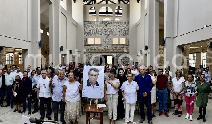 En el centro cultural José Revueltas de esta capital, compañeros de lucha realizaron un homenaje al pionero de la lucha social urbana, Fidel Robles Guadarrama, a quien Manuel Huerta reconoció como autor intelectual de la transformación.