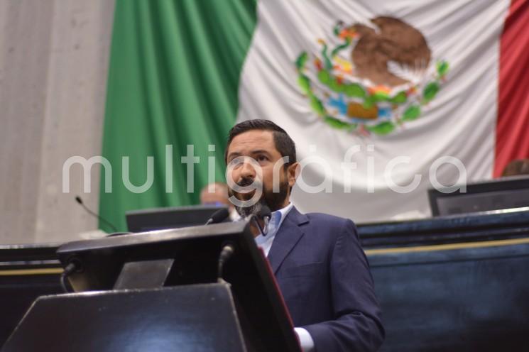 El diputado Jaime Enrique de la Garza Martínez presentó al Pleno la iniciativa con proyecto de decreto que reforma y adiciona diversas disposiciones del Código Financiero y de la Ley sobre el Sistema Estatal de Asistencia Social, ambos ordenamientos del estado y que propone que el Impuesto Adicional para el Fomento a la Educación sea utilizado para mejorar la calidad de la educación en la entidad y el desarrollo pleno de la infancia.