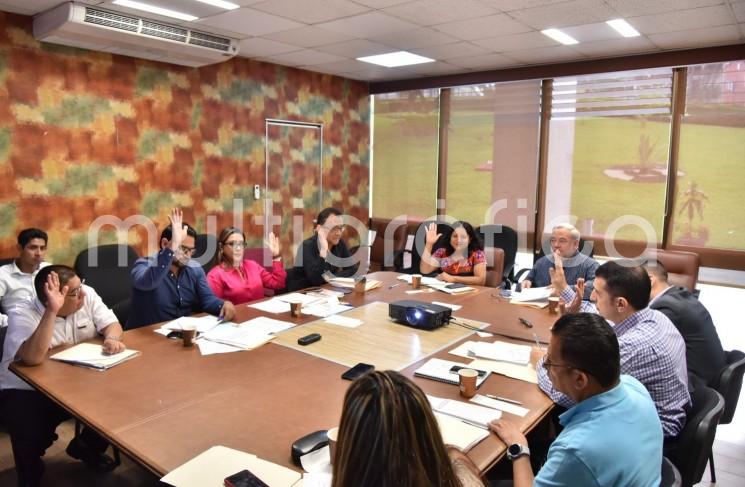 La LXVI Legislatura del Estado de Veracruz, por conducto de la Secretaría General, encabezó la segunda reunión interinstitucional con la Comisión Estatal de Derechos Humanos y la Representación Estatal del Instituto Nacional de los Pueblos Indígenas (INPI) en la que fueron aprobados los proyectos de protocolos y las convocatorias de las consultas a los pueblos y comunidades indígenas y afrodescendientes.