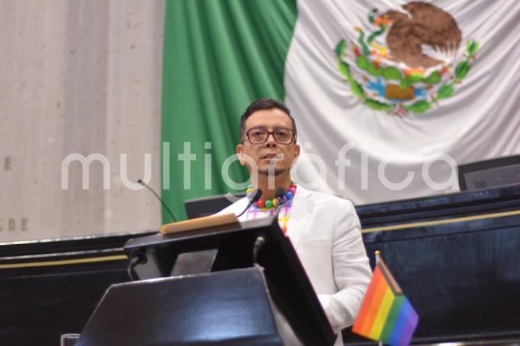 Al presentar su pronunciamiento en el marco del Día Internacional Contra la Homofobia, la Transfobia y la Bifobia, el diputade Gonzalo Durán Chincoya manifestó que la LXVI Legislatura continuará respaldando toda acción que sea en beneficio de las personas homosexuales, bisexuales, transgénero e intersexuales, impulsando las adecuaciones necesarias al orden jurídico con miras de atender y resolver sus legítimas demandas.