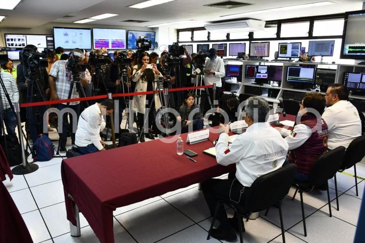 En conferencia de prensa desde el Centro Nacional de Prevencio?n de Desastres (Cenapred), la servidora pu?blica federal destaco? que se mantiene la vigilancia del volca?n a trave?s del monitoreo las 24 horas del di?a, los siete di?as de la semana.