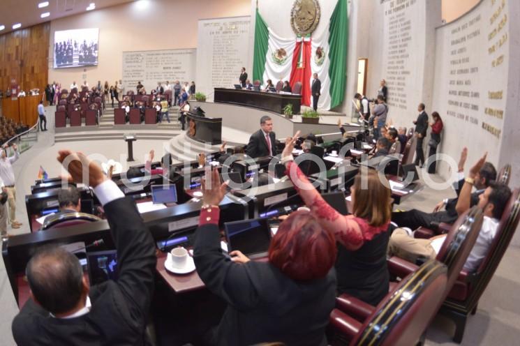 La LXVI Legislatura del estado designó a la doctora Fabiola Sandoval Salas acreedora a la Medalla al Mérito por la Defensa y Mejora del Medio Ambiente correspondiente a este año.