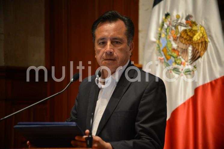 Además de la reducción de homicidios y otros delitos, el gobernador Cuitláhuac García Jiménez afirmó que la estrategia de atención a las causas de la inseguridad mediante una política social que favorece a los más pobres, a pequeños productores, y hace efectivo el derecho a la salud, el agua y el acceso a la vivienda, está dando resultado.  