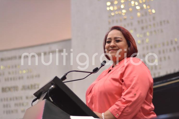 En el marco del Día Estatal de la Citricultura, la diputada del Distrito VII de Martínez de la Torre, Adriana Esther Martínez Sánchez, se pronunció ante Pleno de la LXVI Legislatura en relación con reconocer y reflexionar sobre las aportaciones que hombres y mujeres realizan diariamente en esta actividad que se desarrolla en diversas regiones de la entidad.