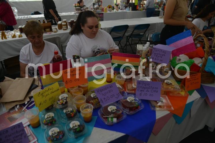 Con el fin de promover la igualdad, mostrar el trabajo de la comunidad LGBTI+ y fortalecer su economía, este viernes se inauguró en el parque Benito Juárez la Segunda Expo Diversex, que se desarrollará hoy y mañana, de 12:00 a 20:00 horas, en este espacio público. 