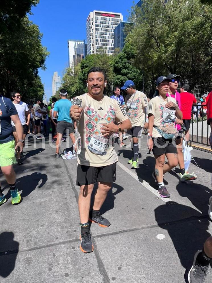 <em>Después de 10 años corrí el Medio Maratón de la Ciudad de México. Voy por el Maratón completo y por más carreras (de todo tipo de carreras que me depare la vida) en el 2024. ¡Con Tokio! </em>: Juan Javier Gómez Cazarín, Diputado local. Presidente de la Junta de Coordinación Política del Congreso del Estado.