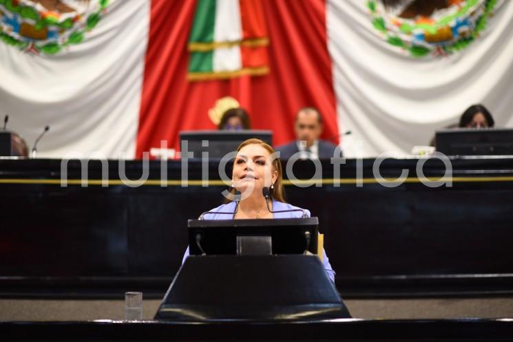 la diputada Verónica Pulido Herrera, solicitó al Congreso de Veracruz realizar un exhorto a la Cámara de Senadores para que discuta, y en su caso, apruebe, la Minuta que envió la Cámara de Diputados Federal, relativa al Sistema Nacional de Cuidados.

 