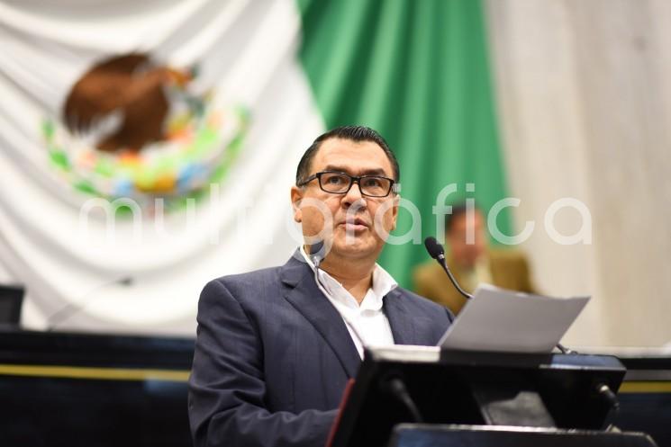 El diputado Othón Hernández Candanedo presentó ante el Pleno la propuesta de Ley de Evaluación para el Bienestar del Estado de Veracruz y sus Municipios.

