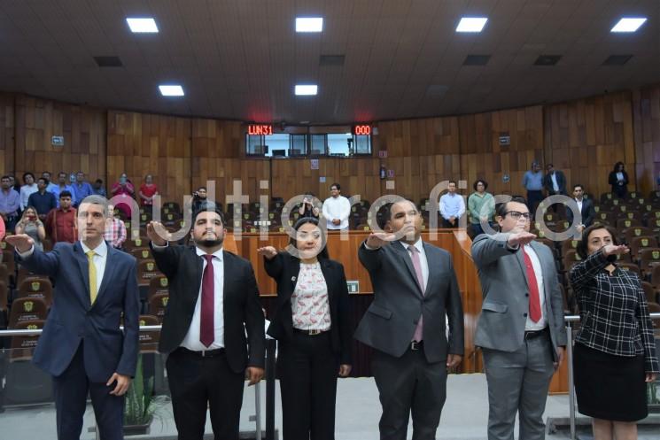 En Sesión Ordinaria, la LXVI Legislatura eligió y tomó la protesta de ley a las personas titulares de los Órganos Internos de Control (OICs) de cinco organismos autónomos y del Poder Legislativo del estado de Veracruz, para un periodo de cinco años.