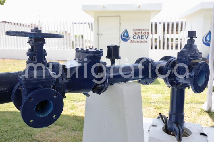 Mediante una inversión superior a 3.4 millones de pesos fue construido y equipado el pozo profundo 3, con capacidad de suministrar 30 litros de agua por segundo a 22 mil 955 habitantes de la cabecera municipal de Alvarado, Ver., a través de la Comisión del Agua del Estado de Veracruz (CAEV).