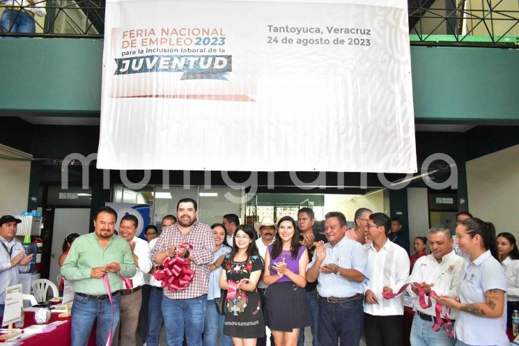 En Tantoyuca, Ver.se llevó a  cabo la Feria Nacional del Empleo para la Juventud,  evento gratuito y abierto a todas las personas buscadoras de vacantes, así como a las empresas que ofertan sus espacios; el enfoque prioritario es dar atención a los jóvenes, ampliado sus oportunidades para emplearse de manera inmediata.