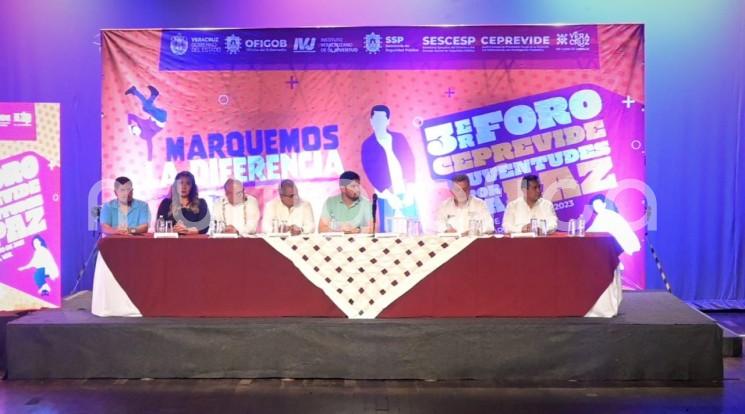  La Secretaría Ejecutiva del Sistema y del Consejo Estatal de Seguridad Pública, en coordinación con el Instituto Veracruzano de la Juventud, llevó a cabo la tercera edición del foro Juventudes por la Paz, en el que participaron más de 400 asistentes provenientes de cuatro instituciones educativas.