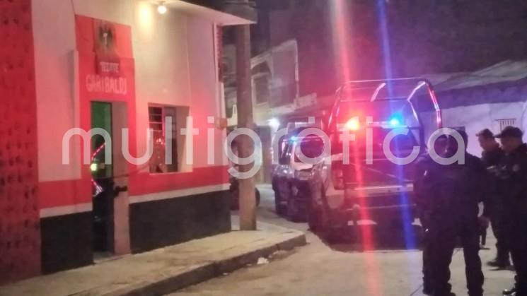 Tres muertos y dos heridos fue el saldo de una balacera registrada  la noche de este jueves en el Bar Garibaldi, en la ciudad de Tlapacoyan,  Ver..