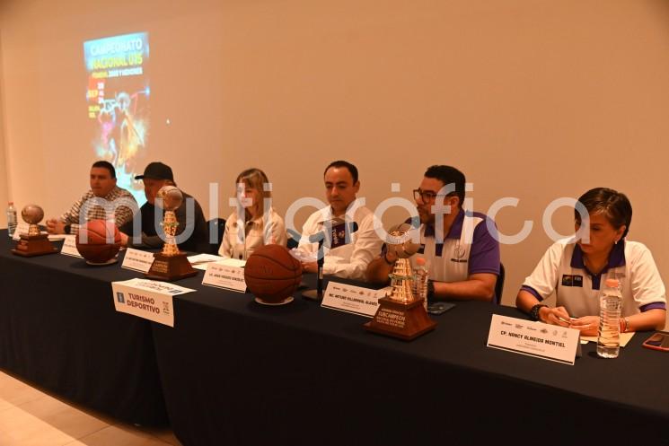 Con la participación de equipos de 28 estados, del 21 al 24 de septiembre se desarrollará en Xalapa el Campeonato Nacional Femenil de Basquetbol U-15, 2008 y Menores, evento que se suma a la estrategia de fomento al turismo deportivo impulsada por esta Administración. 