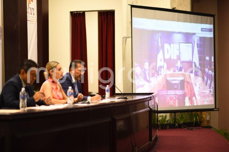 Con el propósito de dar a conocer los lineamientos técnicos y de operatividad para la conformación del Registro Nacional de Obligaciones Alimentarias de Veracruz, la diputada Maribel Ramírez Topete encabezó la presentación del trabajo interinstitucional para la armonización de la Ley de los Derechos de las Niñas, Niños y Adolescentes del estado de Veracruz con las disposiciones generales.