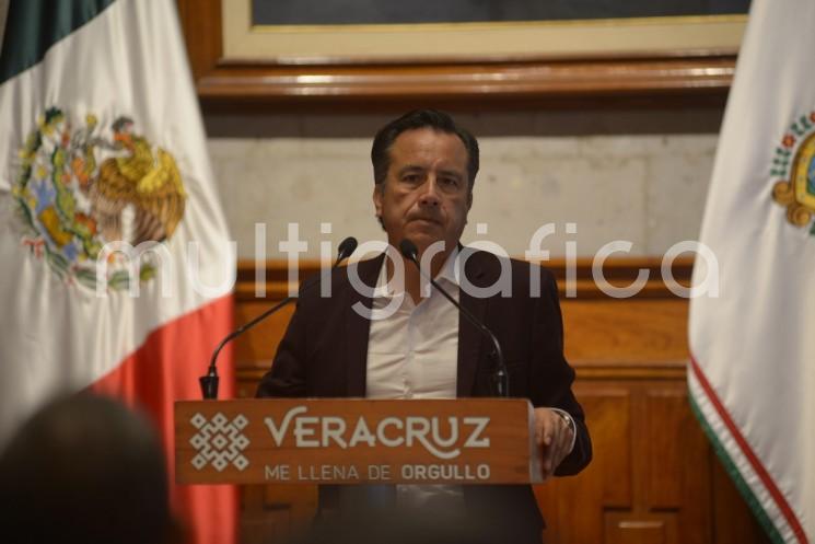 El Gobierno del Estado inició el procedimiento de adquisición de dos aceleradores lineales para el tratamiento del cáncer para equipar el Centro Estatal de Cancerología Dr. Miguel Dorantes Mesa, y se aprobó el proyecto de ampliación de sus instalaciones para colocarlos y atender a los pacientes, anunció el gobernador Cuitláhuac García Jiménez.