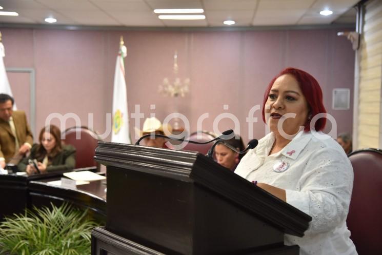 Al conmemorarse, este 19 de octubre, el Día Internacional de Lucha contra el Cáncer de Mamá la diputada Adriana Esther Martínez Sánchez se pronunció por hacer conciencia y asumir un compromiso real en el combate contra el cáncer de mama.