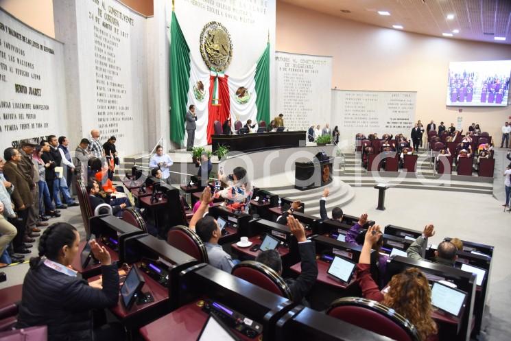 El Pleno de la LXVI Legislatura aprobó el Acuerdo de la Junta de Coordinación Política (Jucopo), por el que se determina la no ratificación del magistrado Amadeo Flores Villalba para ejercer el mismo cargo por cinco años más a la conclusión de su nombramiento.