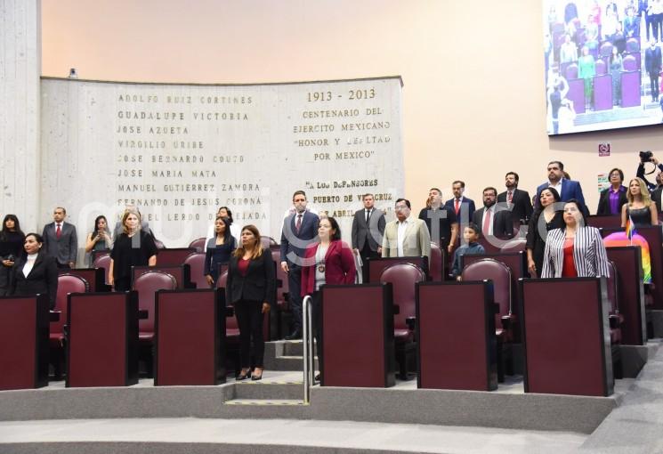 En la primera sesión ordinaria del Tercer Año de Labores de la LXVI Legislatura, el Pleno del Congreso aprobó la integración de la Comisión Especial para el Otorgamiento de la Medalla y Diploma Adolfo Ruiz Cortines 2023.