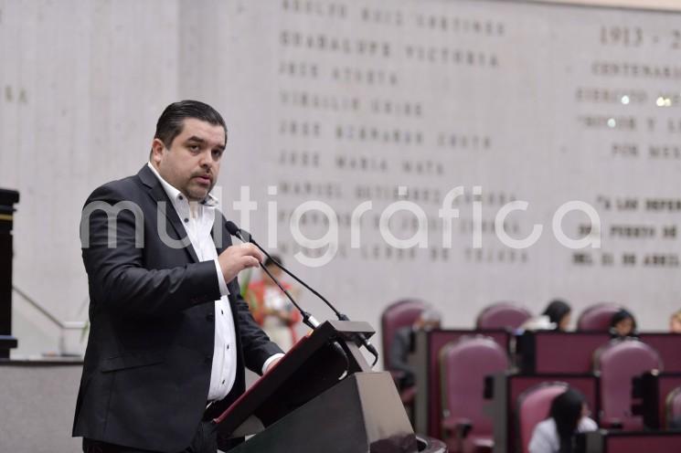 A través de un Anteproyecto con Punto de Acuerdo el diputado Roberto Francisco San Román Solana hizo un exhorto al Organismo de la Cuenca Golfo Centro de la Comisión Nacional del Agua (CONAGUA) para que implemente medidas urgentes para regularizar y vigilar la validez, vigencia y cumplimiento de las Concesiones y Asignaciones de agua en el estado de Veracruz.