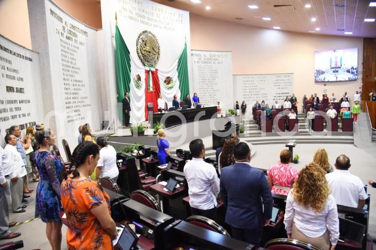 En sesión ordinaria, el Pleno de la LXVI Legislatura autorizó al Ayuntamiento de Mecatlán donar, de manera condicional, nueve fracciones de terreno de ese municipio, a favor del Gobierno del Estado a través de la Secretaría de Educación de Veracruz (SEV), para el uso exclusivo de instituciones educativas.