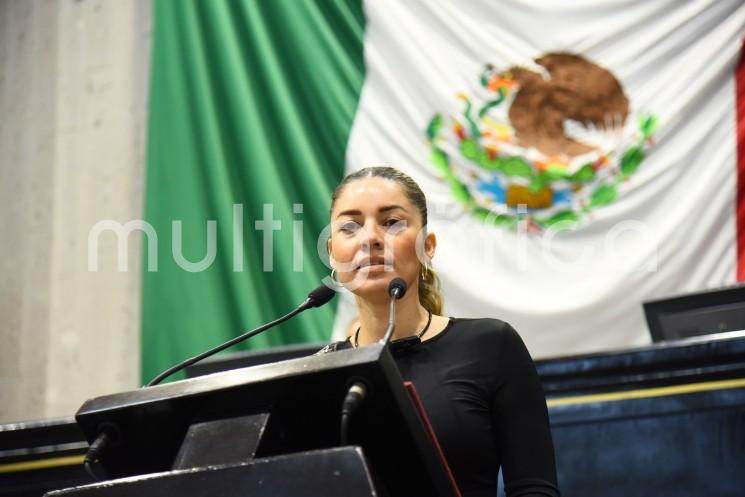 La diputada Maribel Ramírez Topete presentó al Pleno un Anteproyecto de Punto de Acuerdo para que este Congreso exhorte a la Comisión Nacional del Agua (Conagua), al Gobierno del Estado y a las empresas encargadas de proporcionar el servicio y convoque de inmediato a una mesa de diálogo y trabajo con los municipios que están padeciendo la falta del vital líquido.