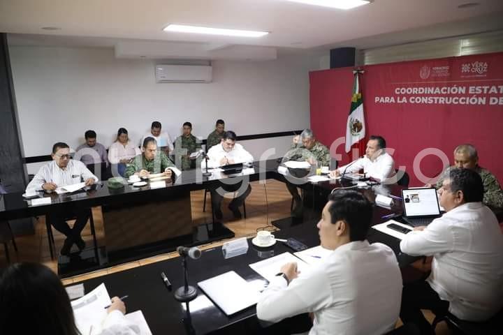 Al concluir la sesión de la Coordinación para la Construcción de la Paz realizada en Coatzacoalcos, el gobernador Cuitláhuac García Jiménez afirmó mediante una publicación de redes sociales que en todos los eventos durante esta semana se hará justicia y se les dará seguimiento.