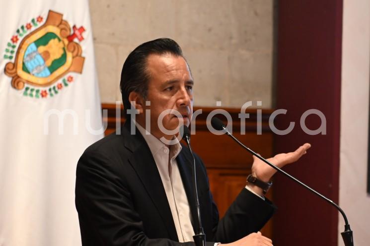  El gobernador Cuitláhuac García Jiménez anunció que el  Tianguis Nacional de Pueblos Mágicos permanecerá en Veracruz, luego de la declinación del Ayuntamiento de Orizaba a realizarlo, el Gobierno del Estado  asume el compromiso de su realización con apoyo del gobierno federal. 

Así se dio a conocer durante la conferencia de prensa encabezada por 