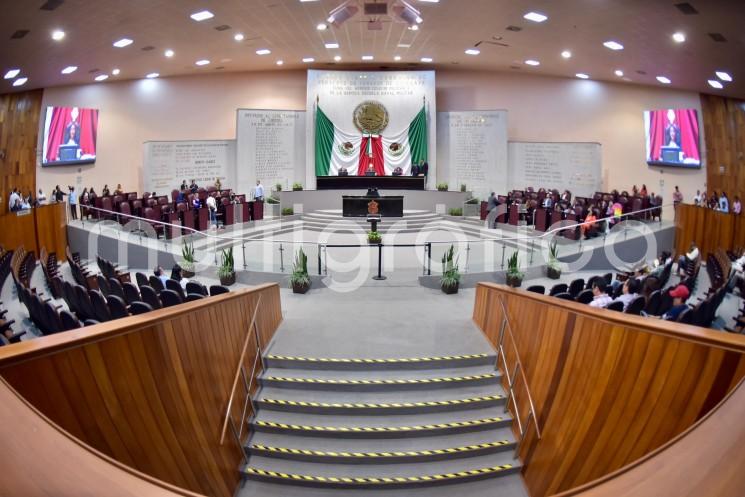 La LXVI Legislatura del estado de Veracruz dio entrada al informe presentado por el Órgano de Fiscalización Superior del Estado (Orfis) relativo a la determinación de la viabilidad y eficiencia del servicio de agua potable, drenaje, alcantarillado, saneamiento, disposición final de aguas residuales que presta la empresa Urbanizadora Medellín S.A de C.V., en los fraccionamientos Puente Moreno y Lagos de Puente Moreno, ubicados en el municipio de Medellín de Bravo. 