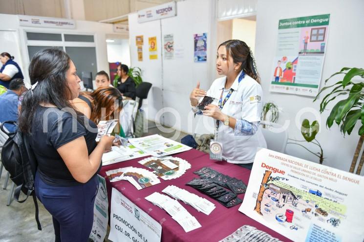 Con el propósito de contribuir a la salud y el buen desempeño de sus labores, el Ayuntamiento, en coordinación con los Servicios de Salud de Veracruz (Sesver), llevó a cabo una jornada gratuita de vacunación y atención odontológica, psicológica y nutricional a personal de la Dirección de Limpia Pública.