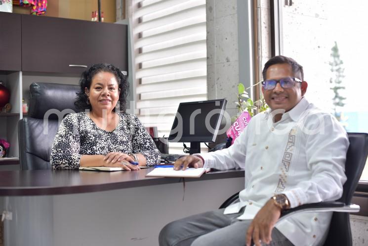 En el marco del inicio del próximo ciclo escolar 2024-2025, la presidenta de la Comisión Permanente de Educación y Cultura de la LXVI Legislatura, diputada Illya Dolores Escobar Martínez, se reunió con el secretario técnico del Consejo Interinstitucional Veracruzano de la Educación (CIVE), Efrén del Moral Ventura.