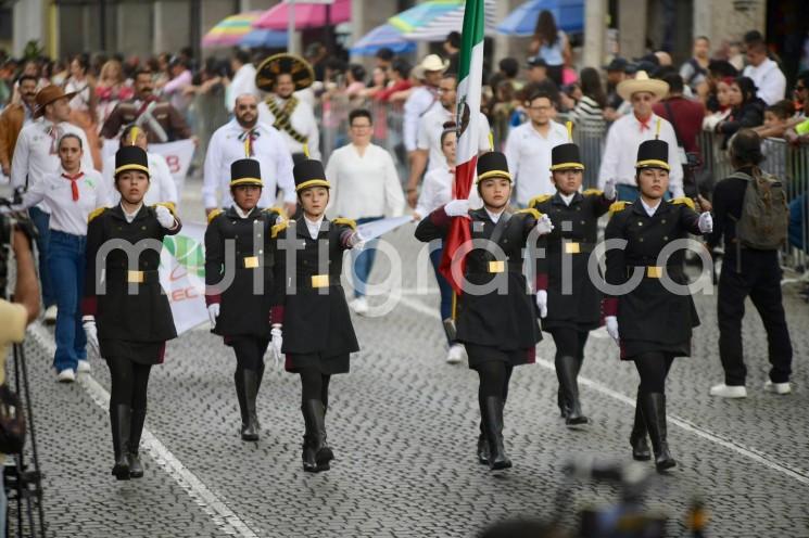  Con el espíritu de justicia y transformación que caracterizó al movimiento revolucionario, la ciudad capital se vistió de fiesta para conmemorar el 114 aniversario del inicio de la Revolución Mexicana en un solemne desfile cívico-militar, presidido por el gobernador Cuitláhuac García Jiménez. 