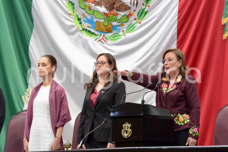 Ante el Pleno de la LXVII Legislatura, la ingeniera Norma Rocío Nahle García rindió protesta de ley como Gobernadora Constitucional del Estado de Veracruz de Ignacio de la Llave, para el periodo comprendido del 1 de diciembre de 2024 al 30 de noviembre de 2030.