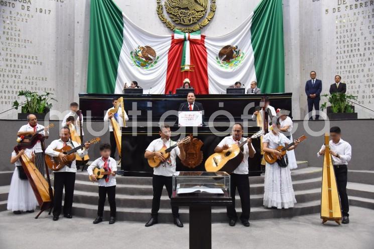 Arpa jarocha es parte de la identidad veracruzana
