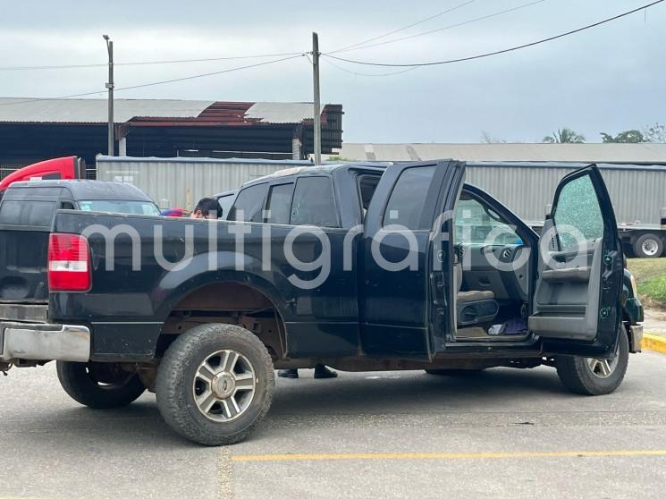 Se registró una persecución y balacera en la carretera Transístmica del municipio de Oteapan